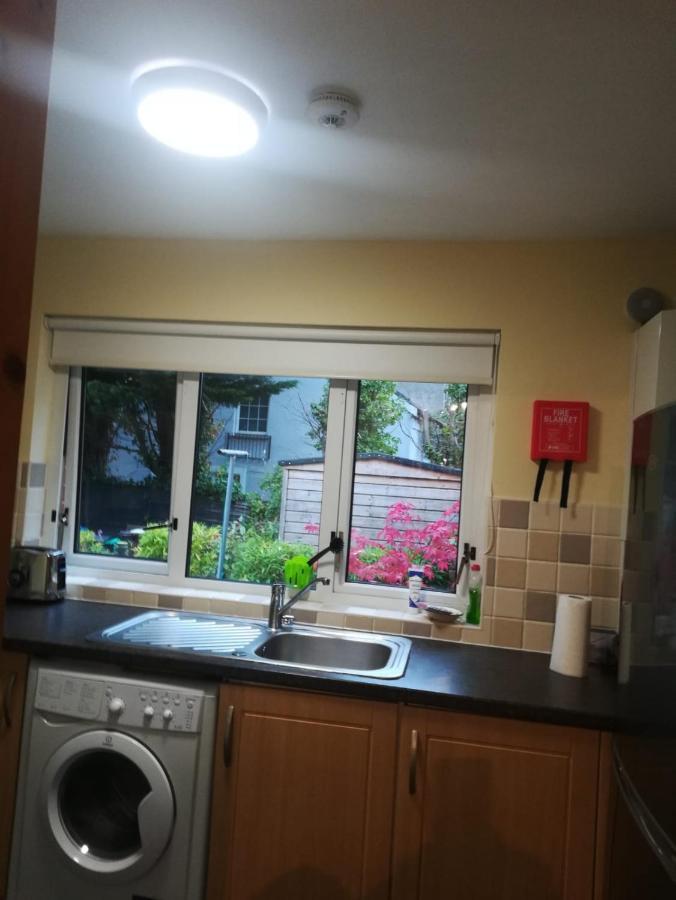 Cosy Apartment Holywood  Dış mekan fotoğraf
